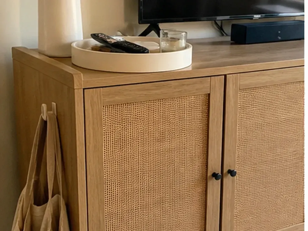 Meilleures solutions de stockage pour les petites maisons montrant un stockage pratique, une texture et une lumière naturelle