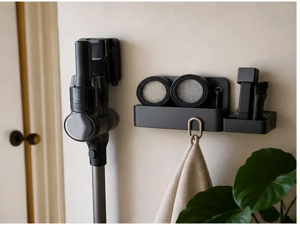 Ideas de almacenamiento en casas pequeñas con una ruta clara y detalles cálidos para organizar el hogar